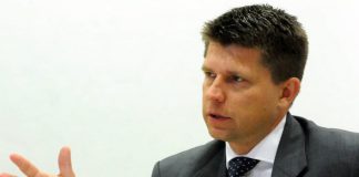 petru 2.jpg